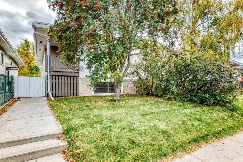 7409 37 Avenue Nw, Calgary
