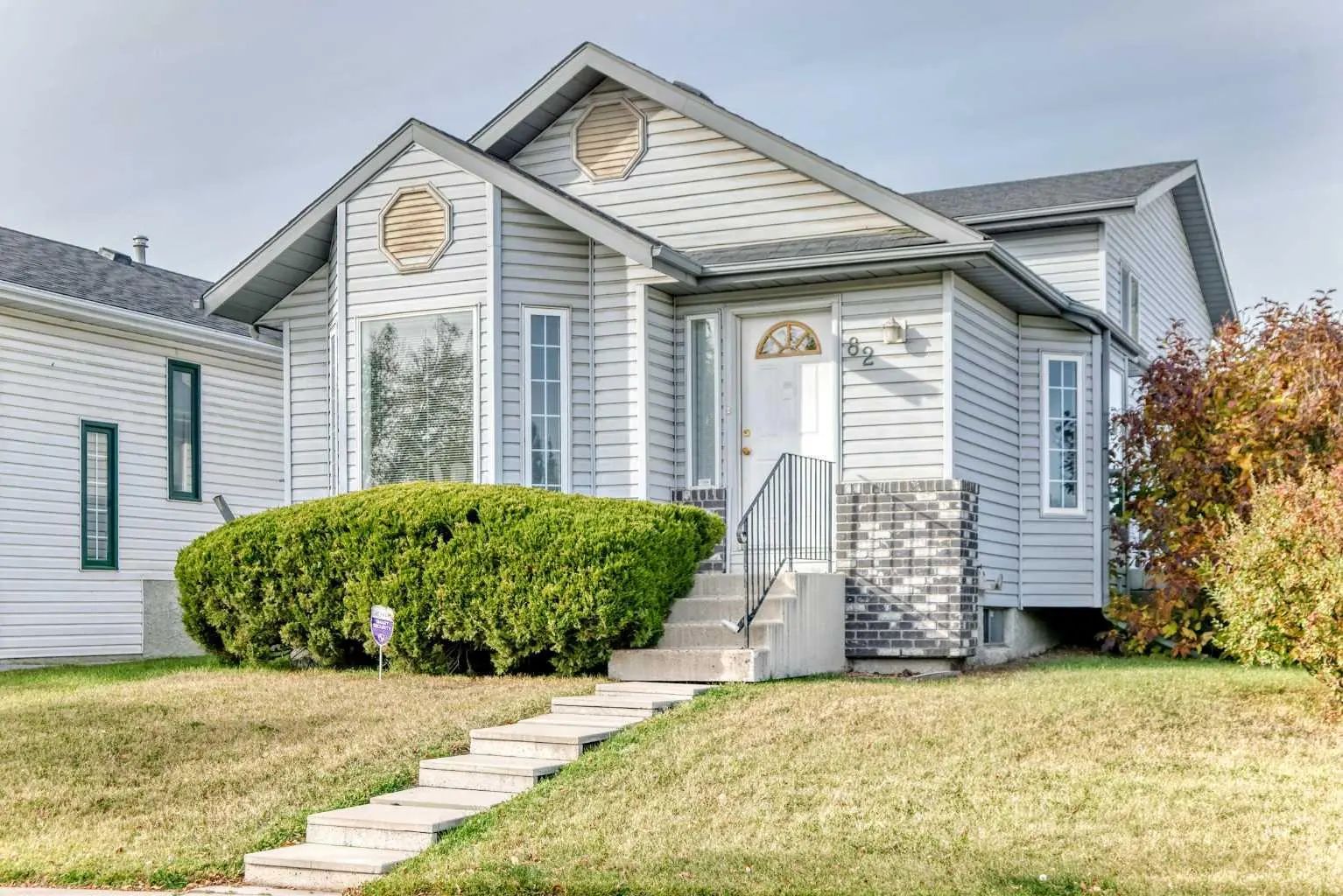 82 Riverglen Drive Se Calgary Alberta T2C 4G3 Riverbend Details
