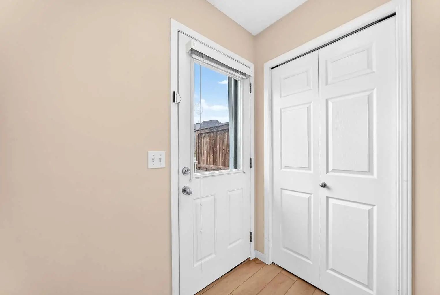 48 Royal Birch Villas Northwest, Calgary – Residential Row/Townhouse Listing Photo 13