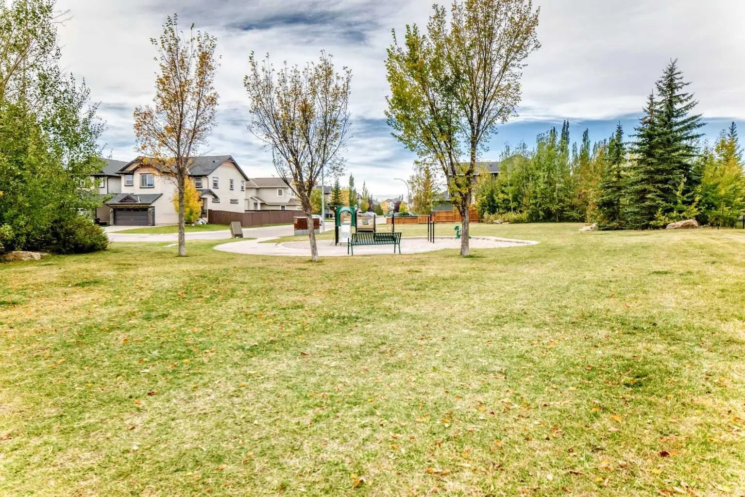 48 Royal Birch Villas Northwest, Calgary – Residential Row/Townhouse Listing Photo 29