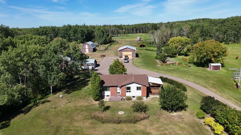 17530 Township Road 763a  , Rural Big Lakes County