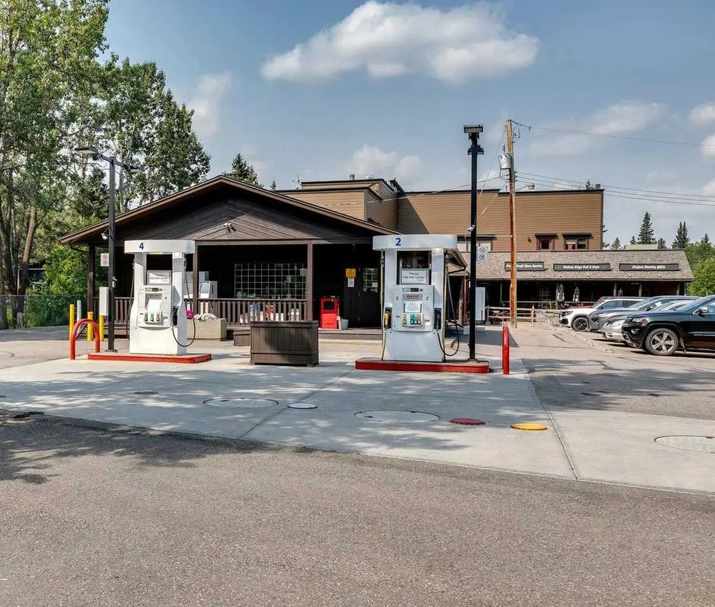 186007 Priddis Valley Road W, Rural Foothills County