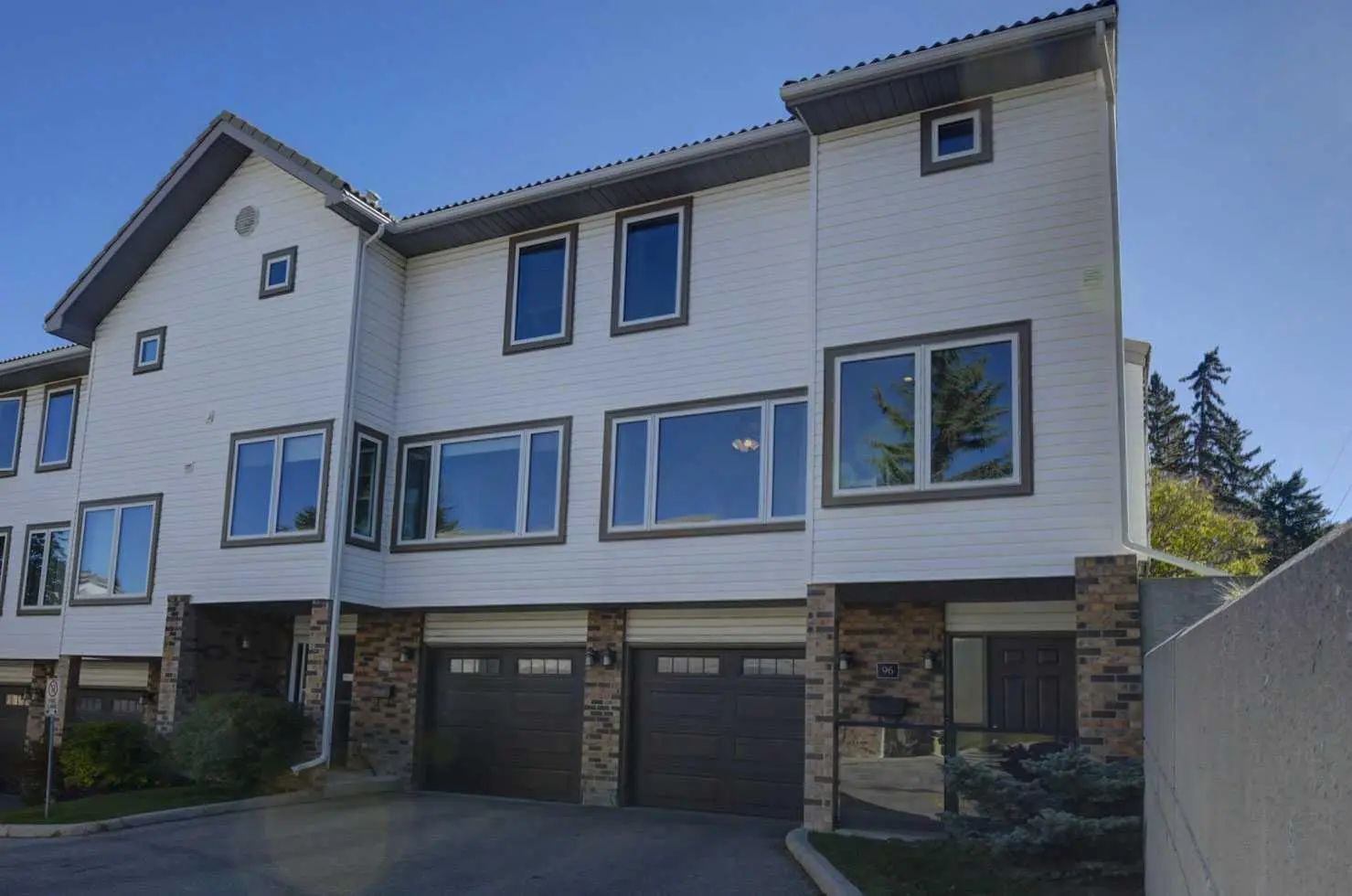 Calgary Property for Sale: MLS®# A2349364