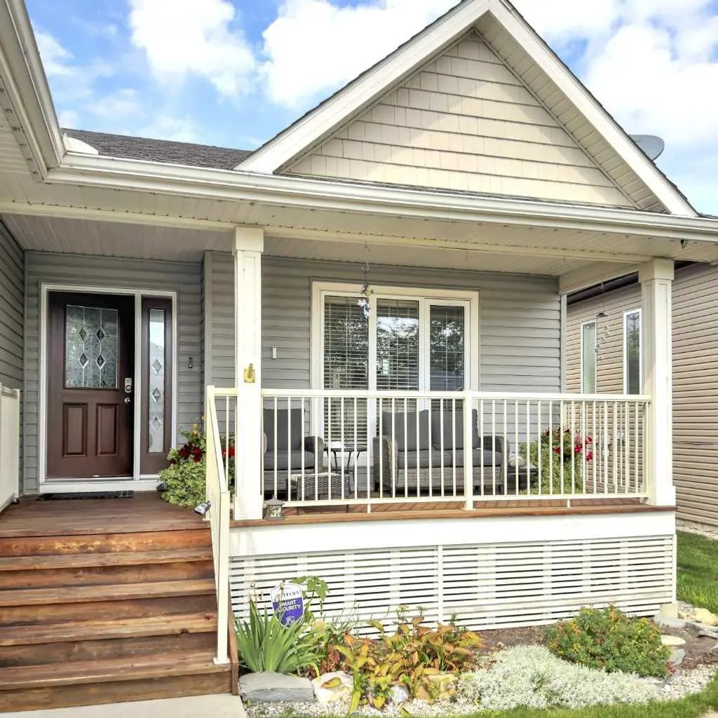 128 12 Ave Ne  , Sundre