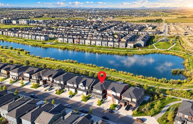 335 Lucas Way Nw, Calgary