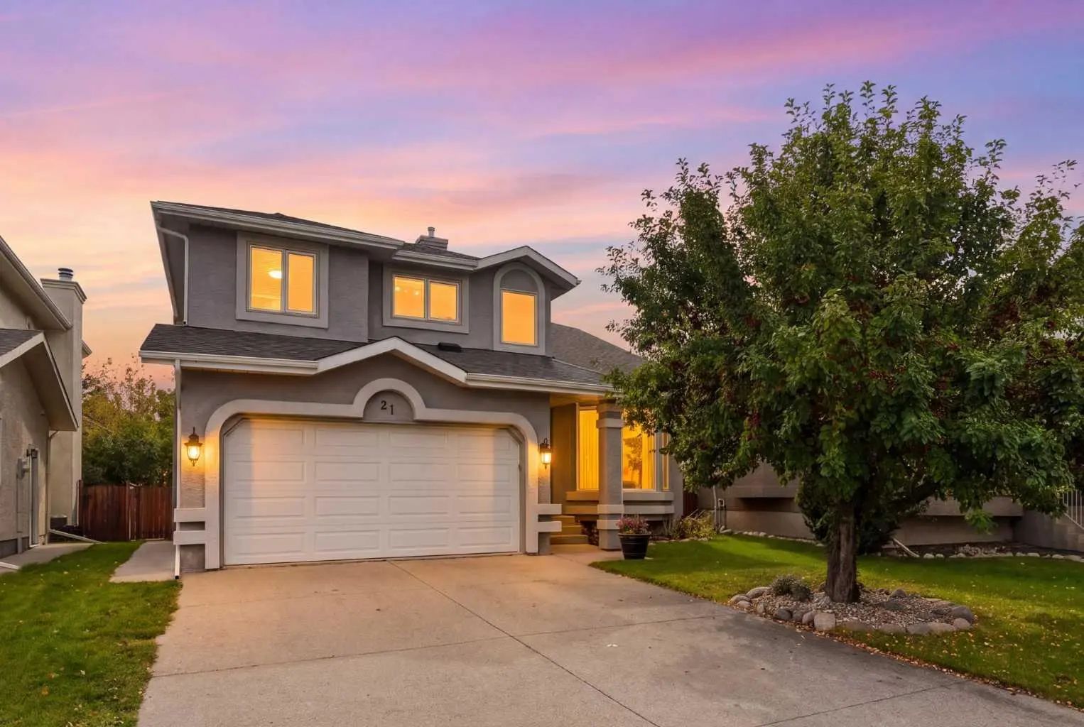 21 Mt Robson Close Se, Calgary