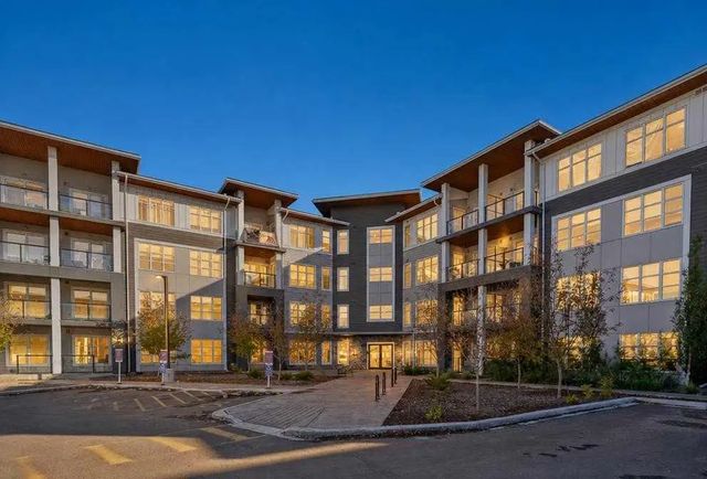 Calgary Real Estate: Residential Property for Sale in Saddle Ridge