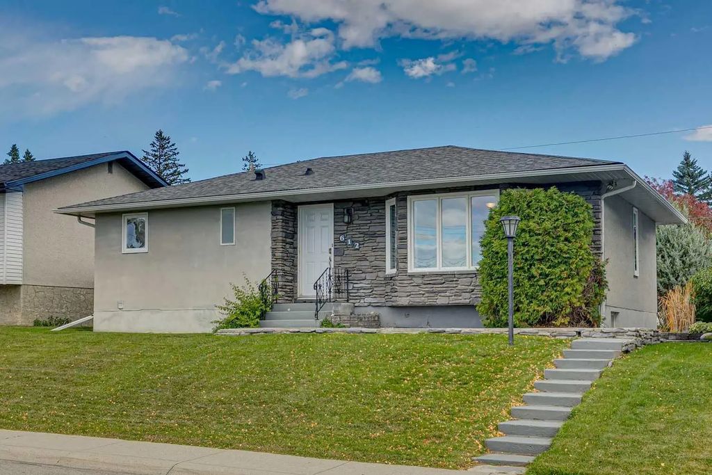 612 Mcintosh Road Ne, Calgary