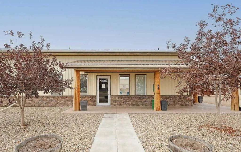 50 Upland Boulevard W, Brooks