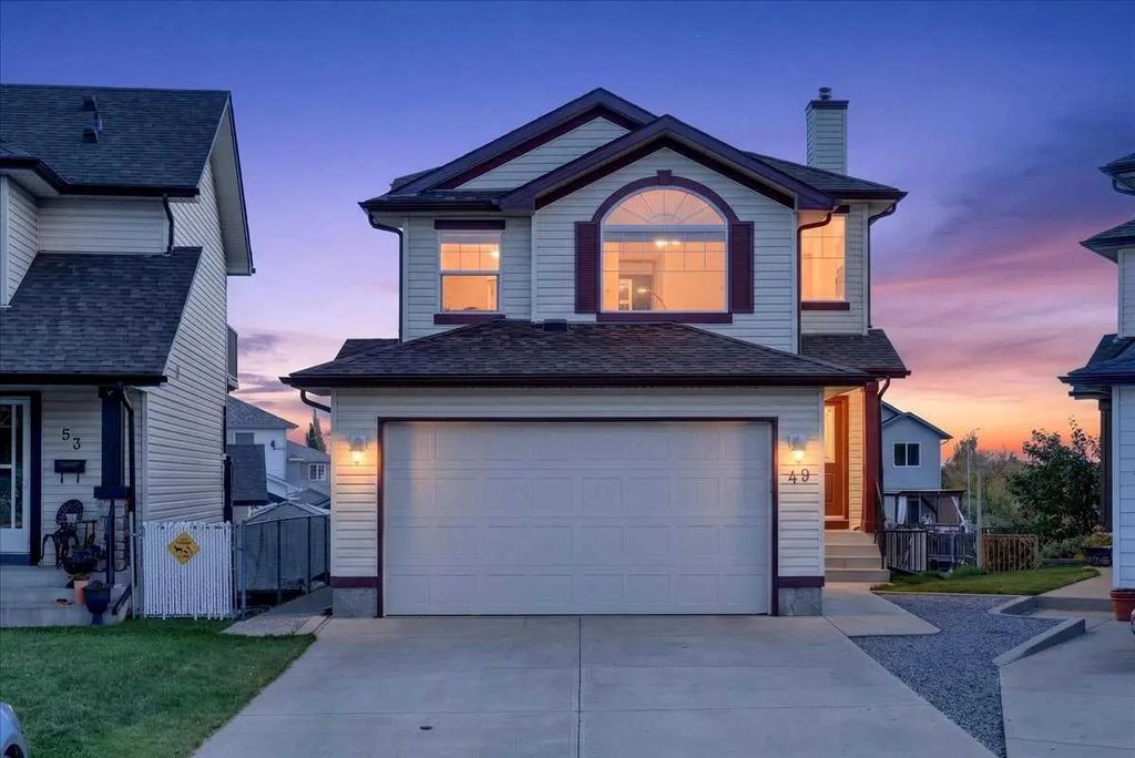 49 Coville Bay Ne, Calgary