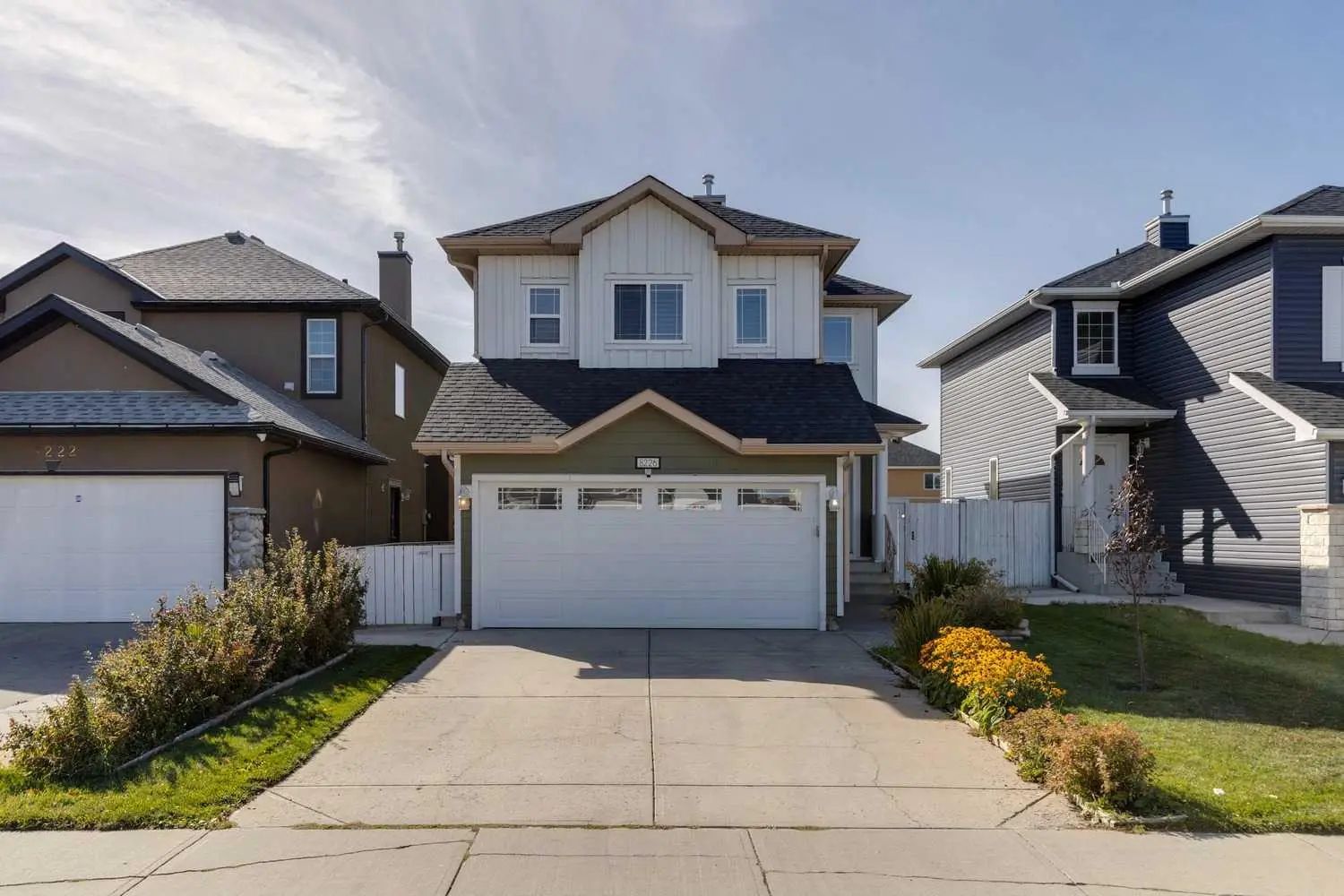 8226 Saddleridge Drive Ne Calgary Alberta T3J 4K7 Saddle Ridge Details