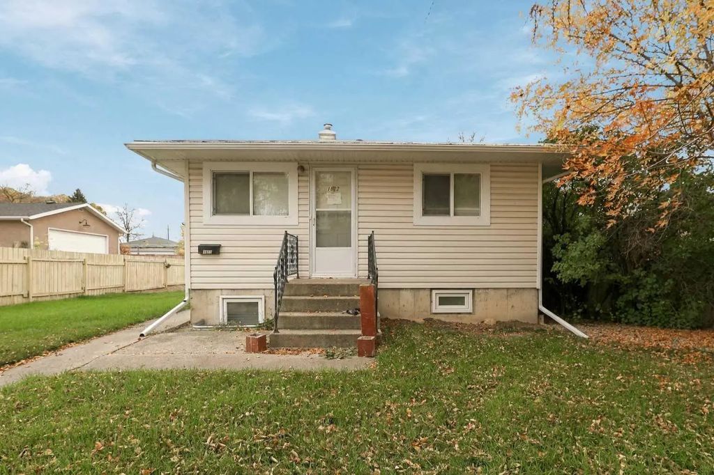 1822 1a Avenue N, Lethbridge