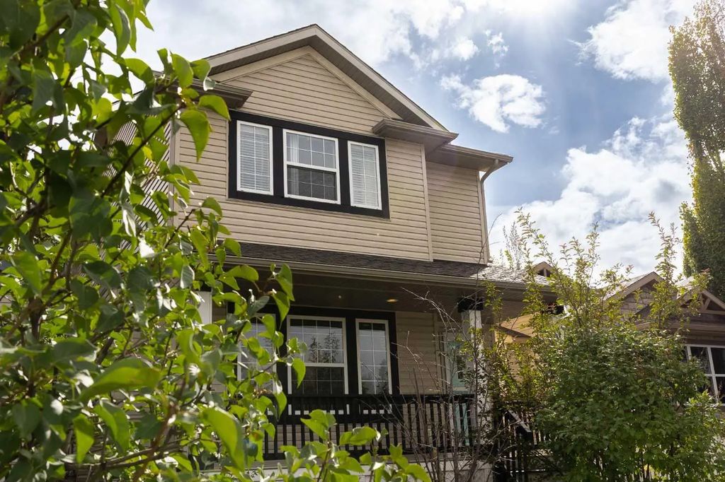 196 Eversyde Circle Sw, Calgary