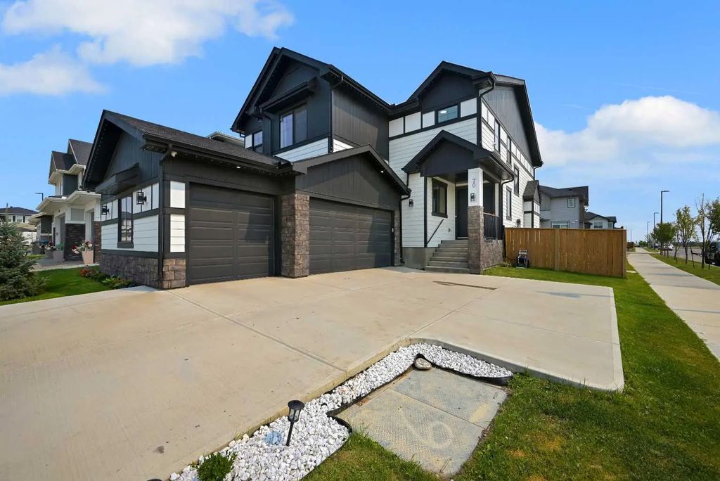 70 South Shore Bay , Chestermere
