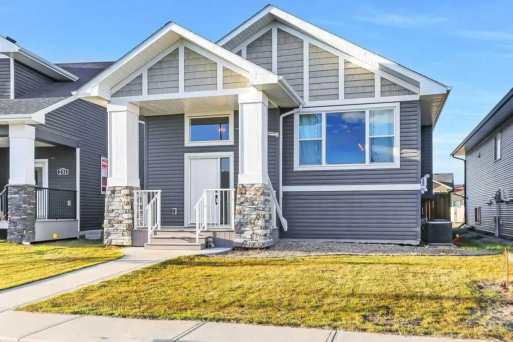 227 Livingston Close , Red Deer