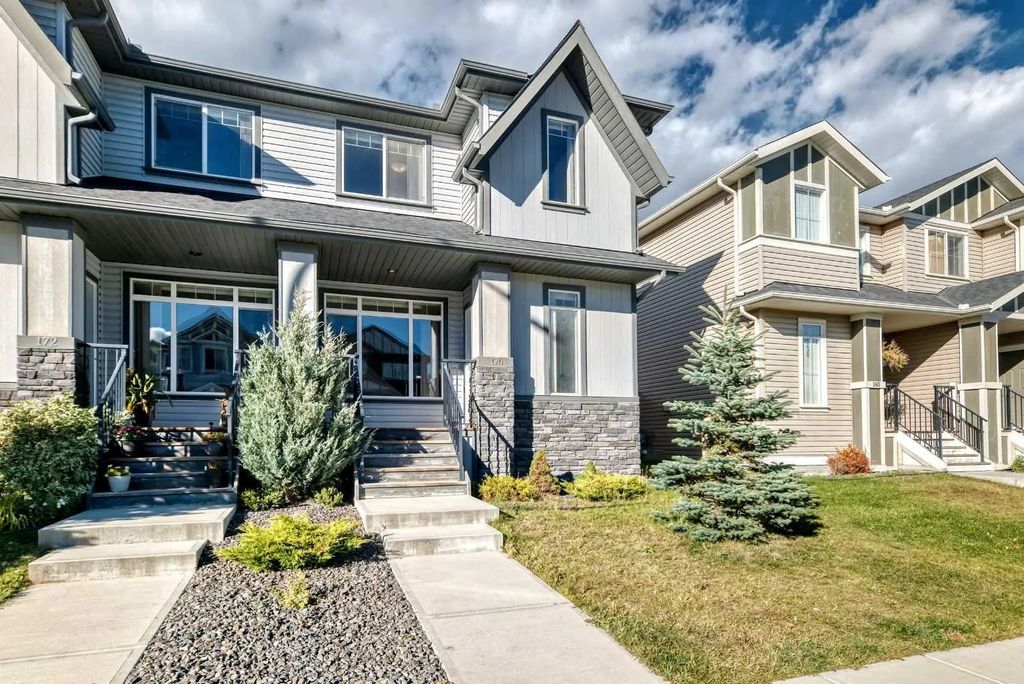 176 Willow Park , Cochrane