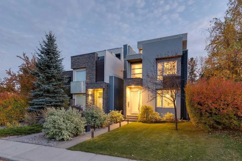 2207 32 Avenue Sw, Calgary