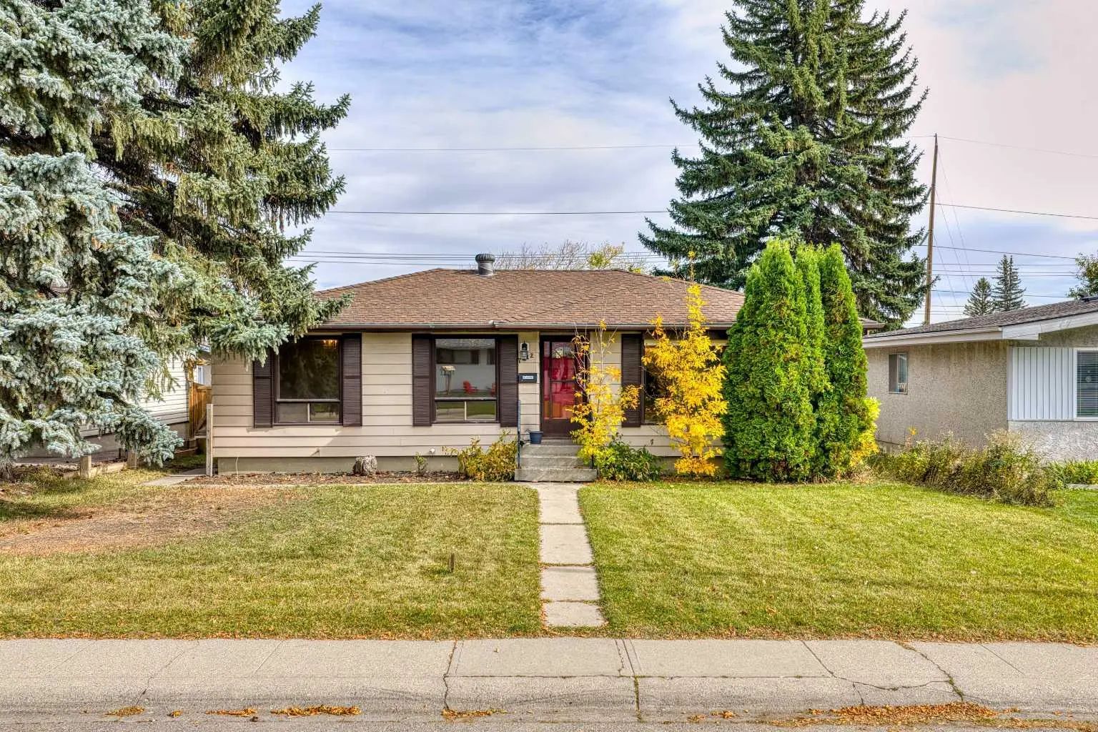 Residential Home for Sale in Calgary, Alberta
