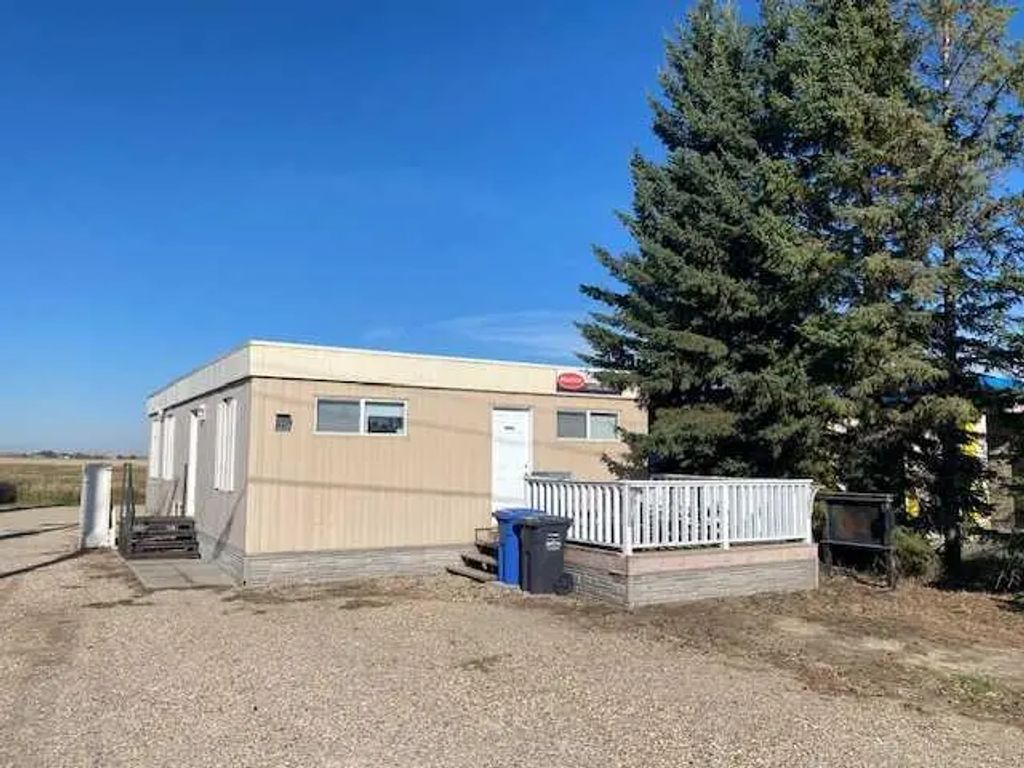 440 1 Avenue , Irricana