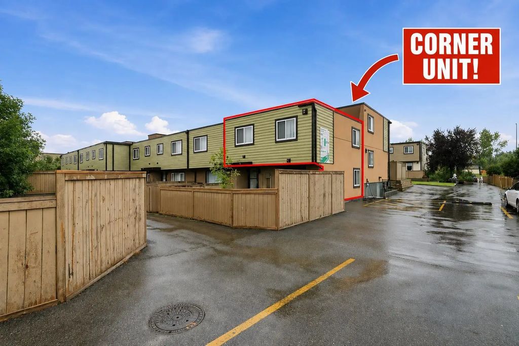 99 3809 45 Street Sw, Calgary