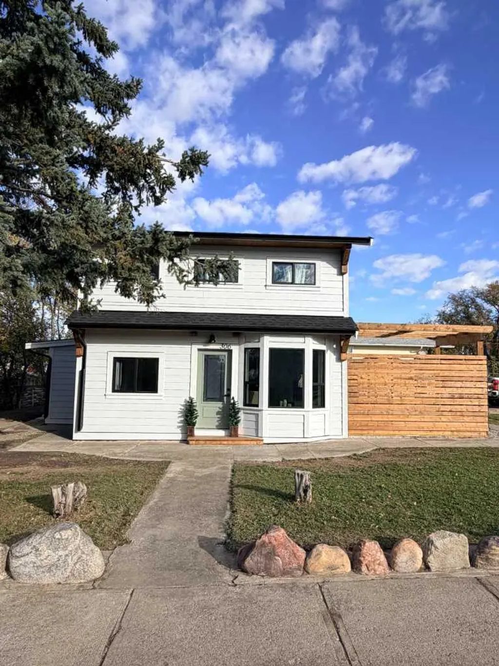 306 47 Avenue W, Claresholm