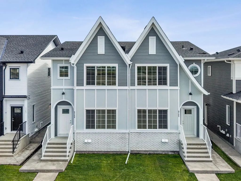 9755 Huxbury Drive Ne, Calgary
