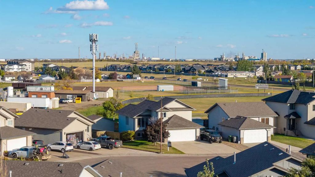 3711 45 Avenue Close , Lloydminster