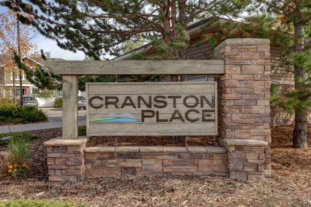 303 406 Cranberry Park Se, Calgary