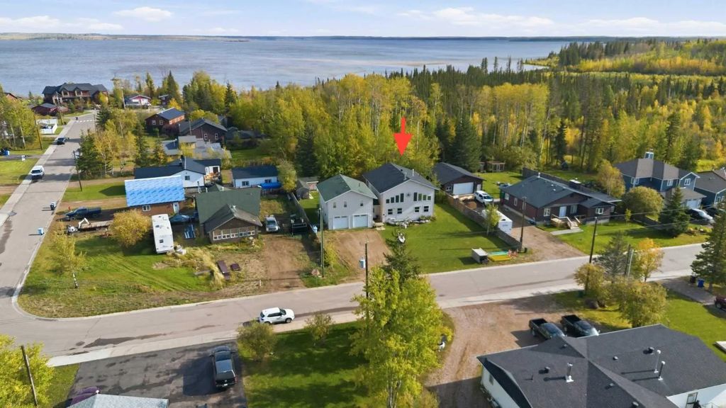 54 Poplar Crescent , Gregoire Lake Estates