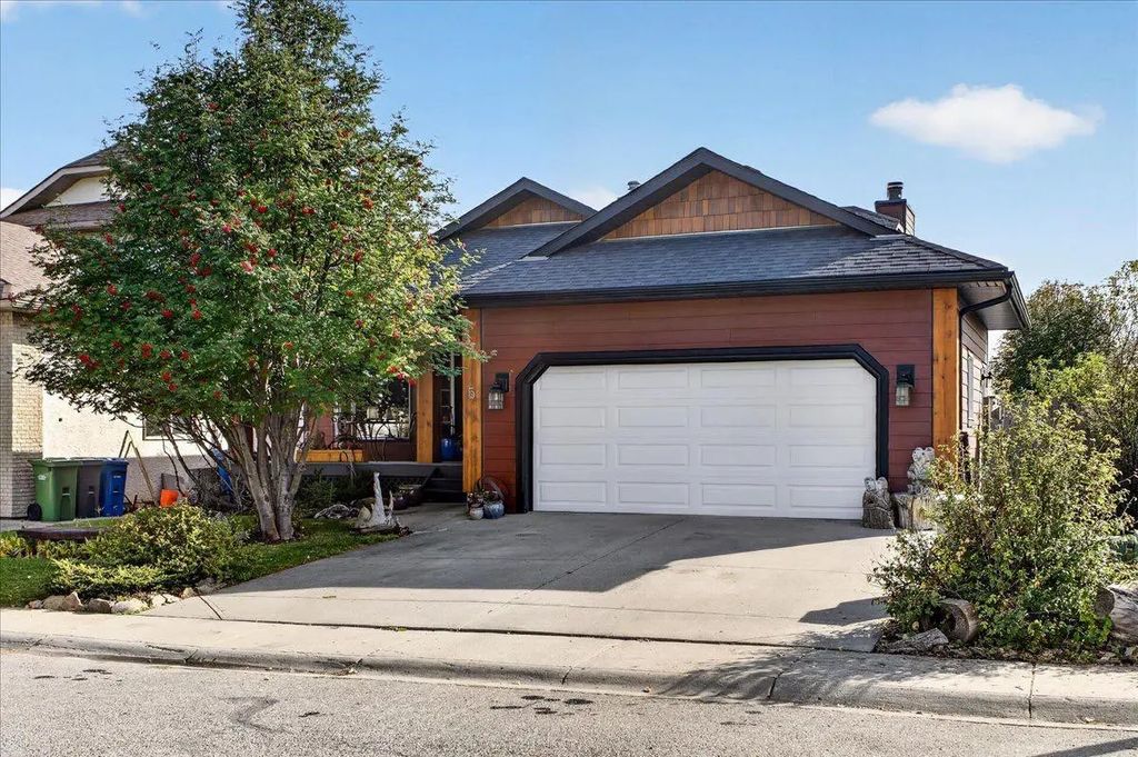 5 Sunset Crescent , Okotoks