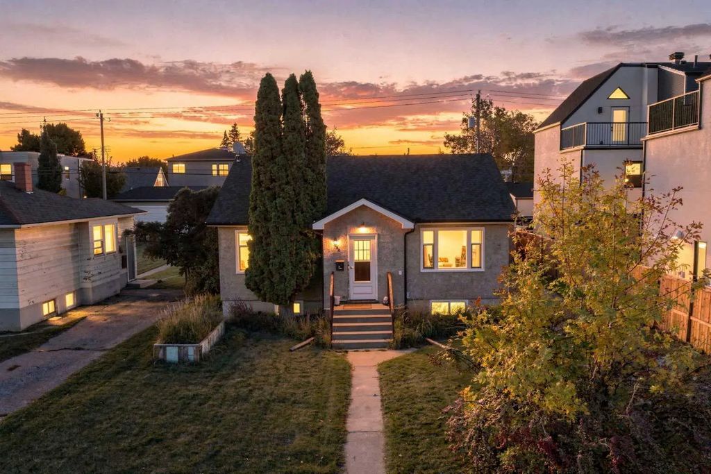 1312 17 Avenue Nw, Calgary