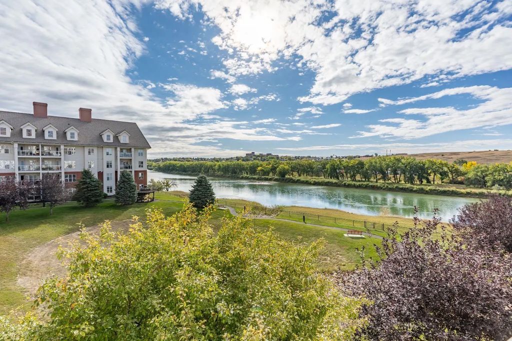 305 29 River Ridge Drive Nw, Medicine Hat
