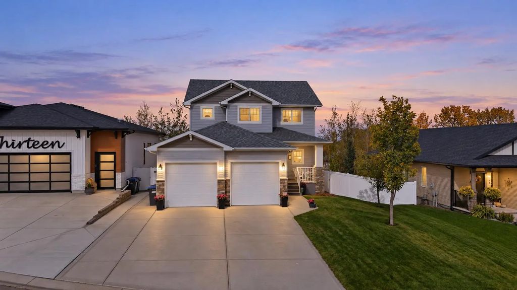 15 Cole Way , Sylvan Lake