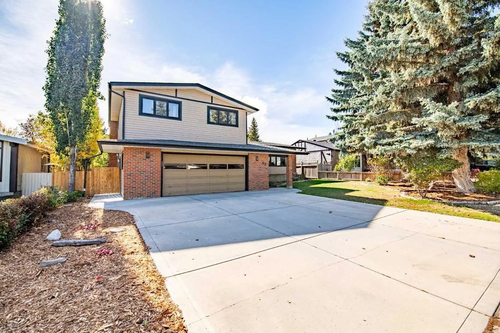 43 Allan Street , Red Deer