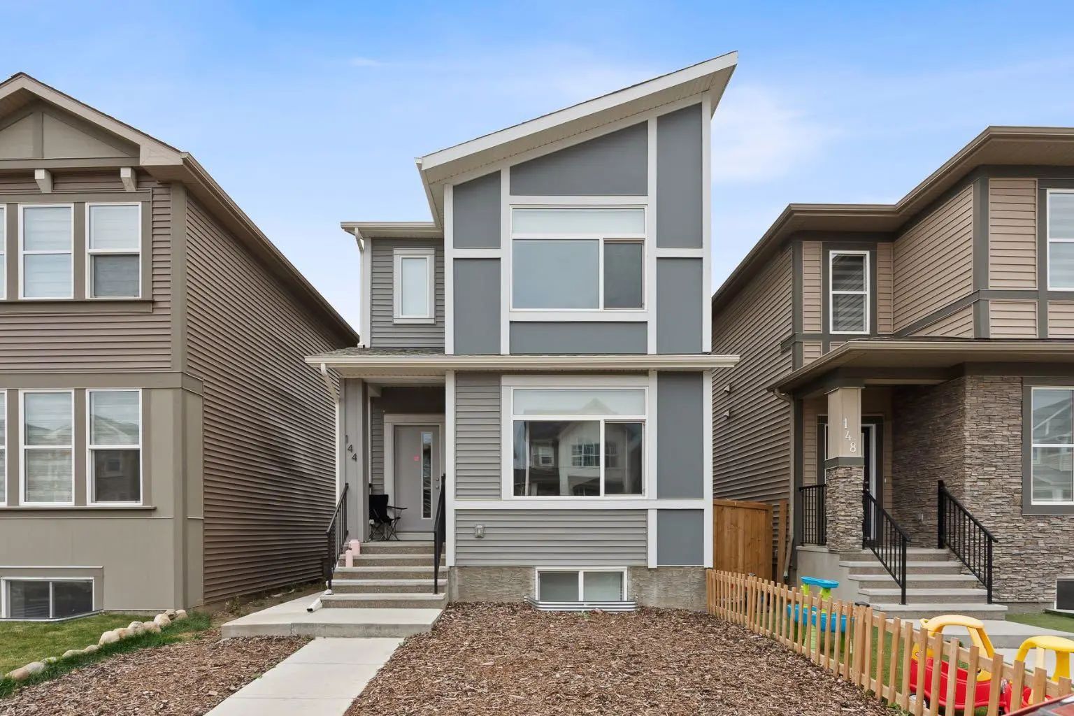 Modern suburban home in Evanston