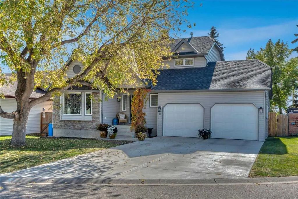23 Madison Court , Strathmore