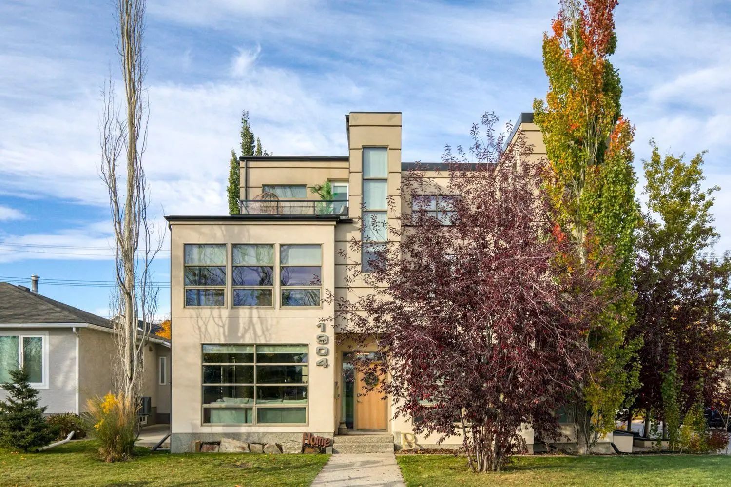 Modern suburban home in Evanston