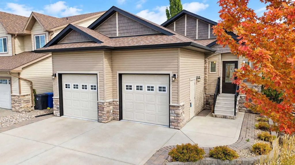 6444 Cedar Way , Innisfail