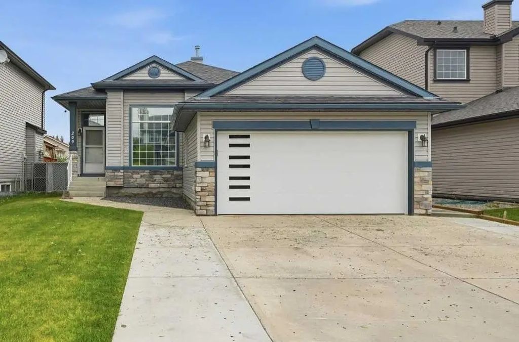209 Oakmere Close , Chestermere