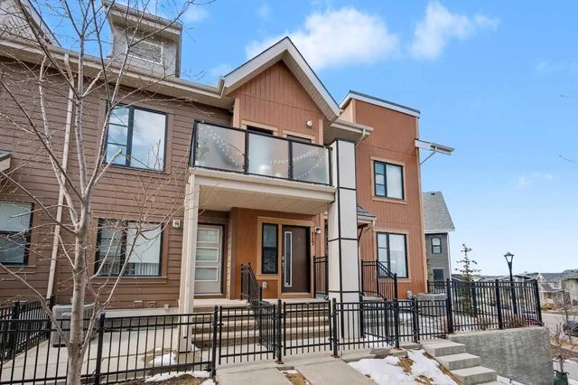 117 Livingston Common Ne, Calgary