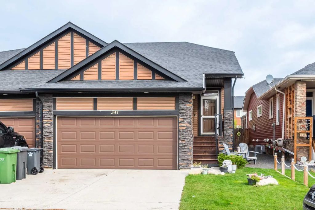 541 Boulder Creek Green Se, Langdon