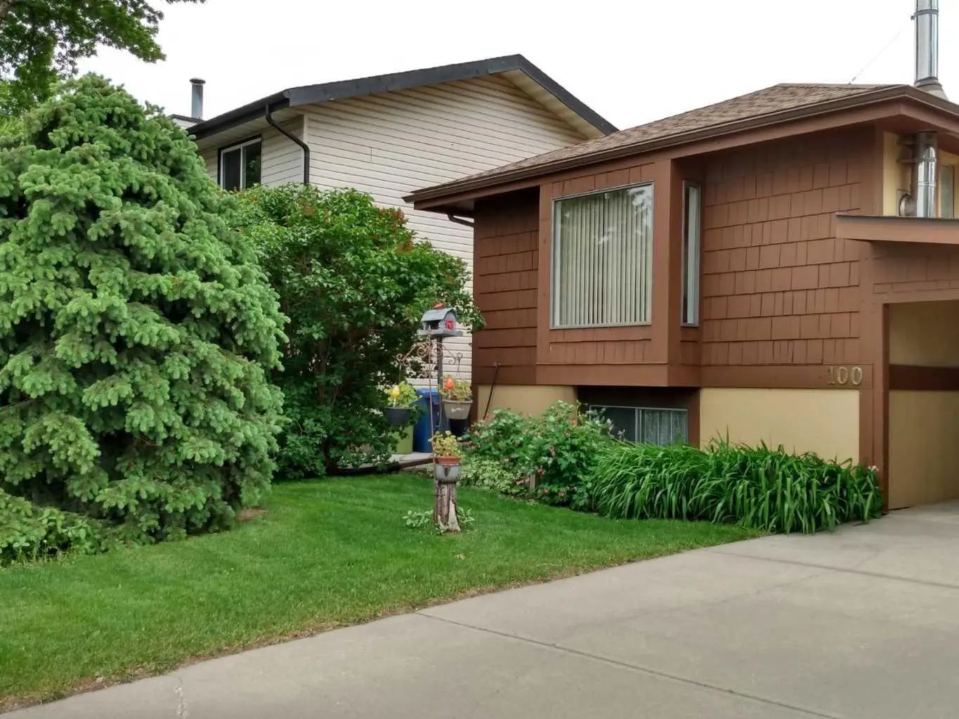 Dover Real Estate Listing, Calgary, Alberta t2b 2p6
