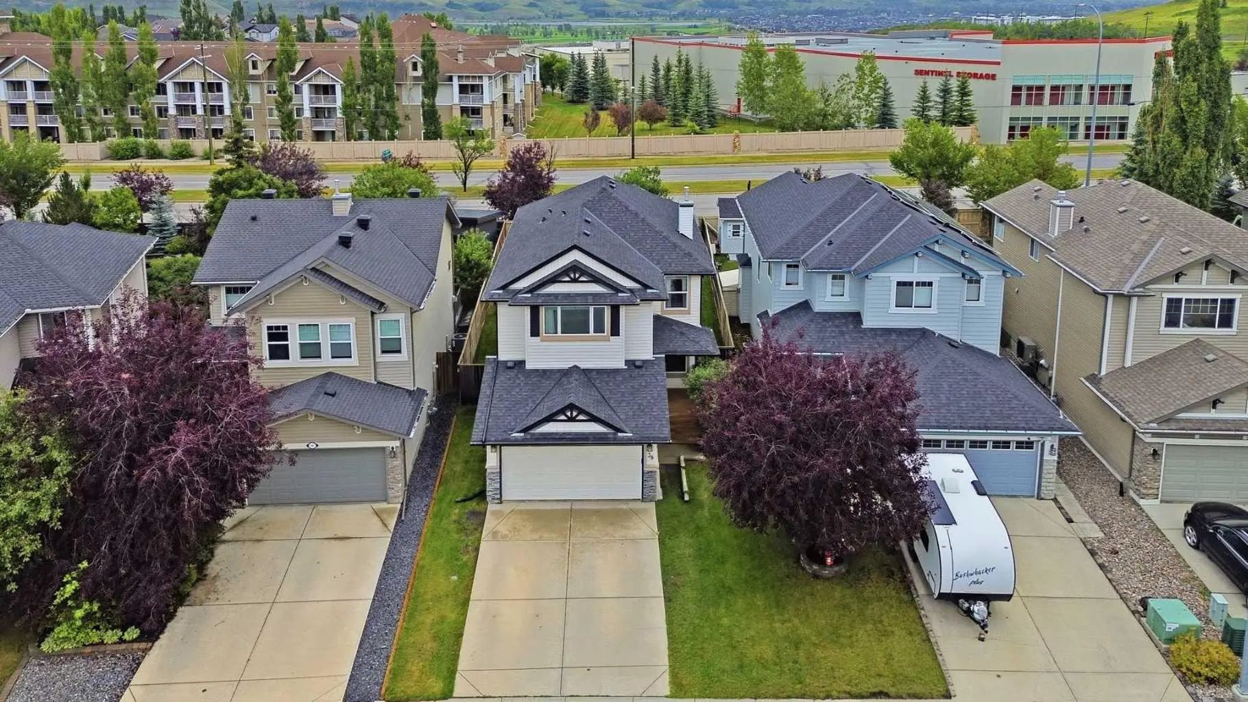 38 Chapman Close Se Calgary Alberta T2X 3S8 Chaparral Details