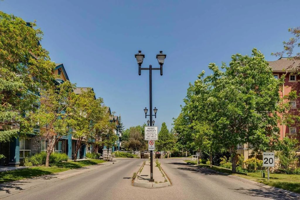 340 22 Richard Place Sw, Calgary
