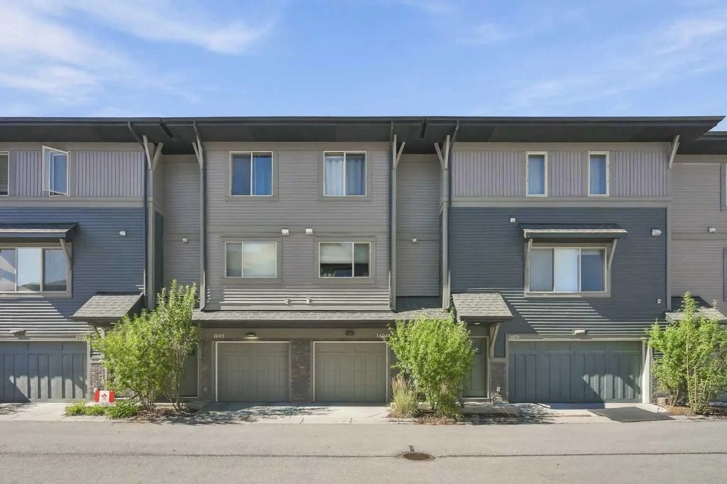 1604 32 Horseshoe Crescent , Cochrane