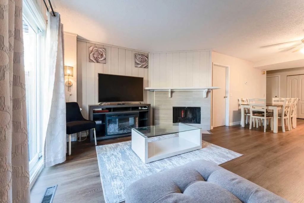 1101 829 Coach Bluff Crescent Sw, Calgary