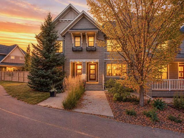 97 Marine Drive Se, Calgary