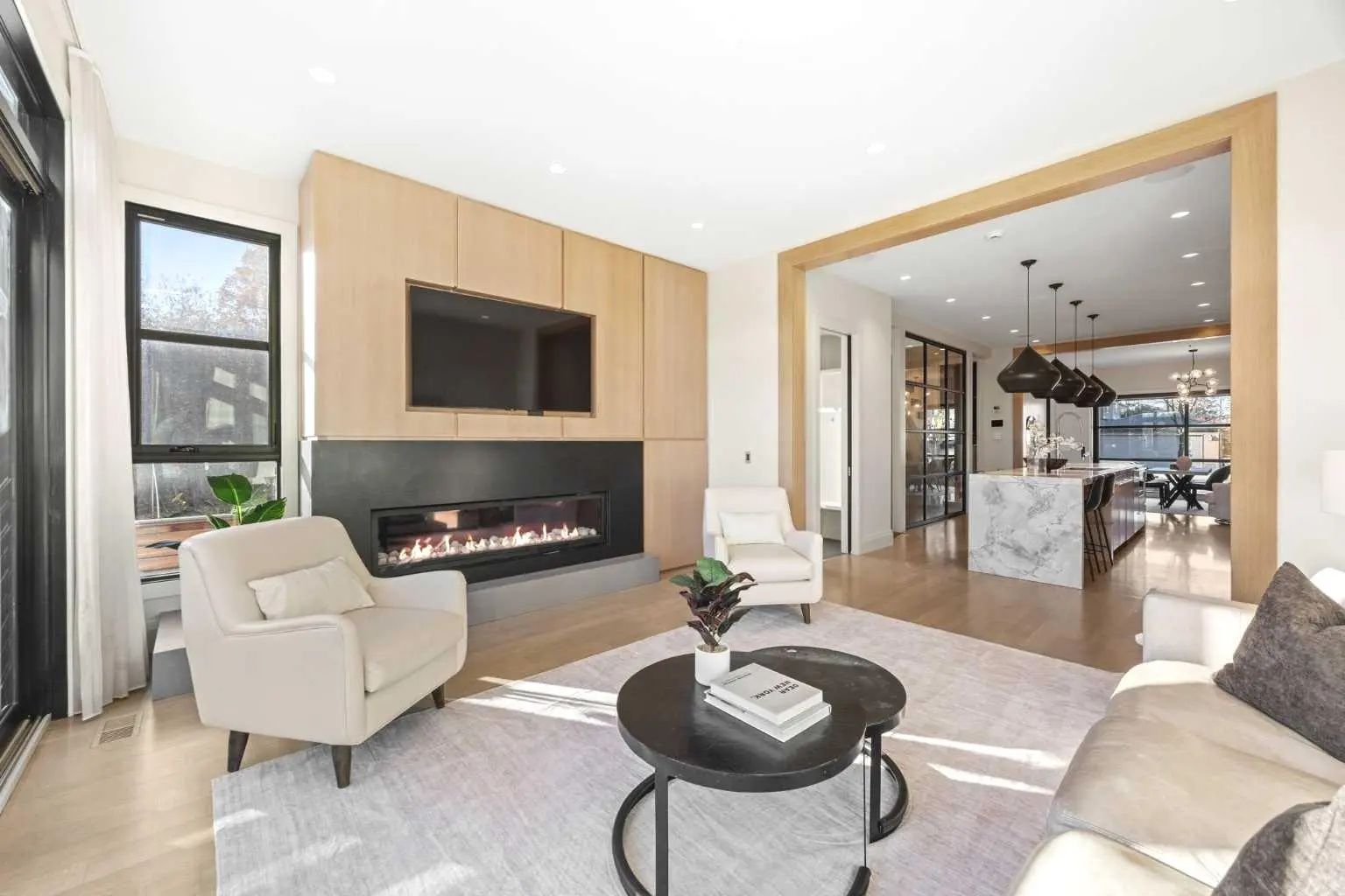 Modern suburban home in Evanston