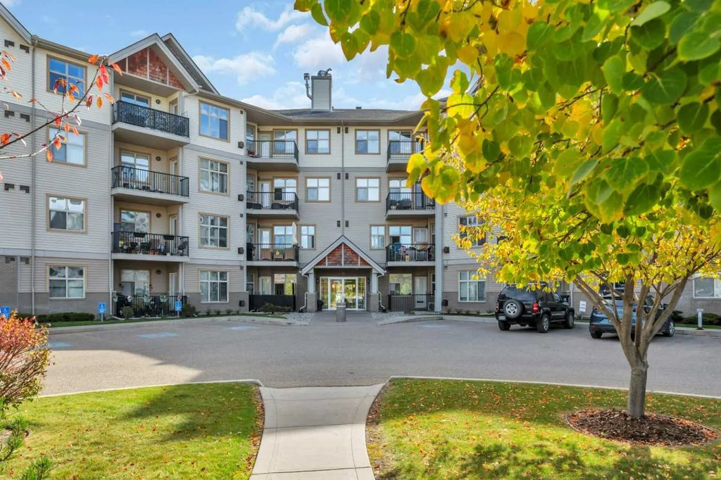 420 100 Lakeway Boulevard , Sylvan Lake