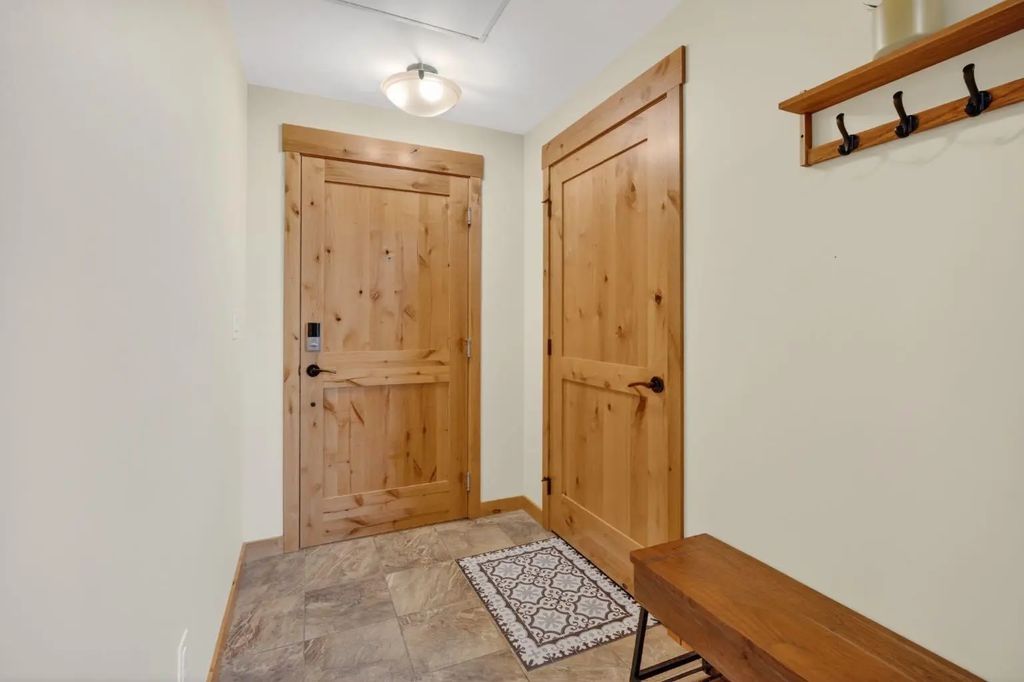 407 707 Spring Creek Drive  , Canmore